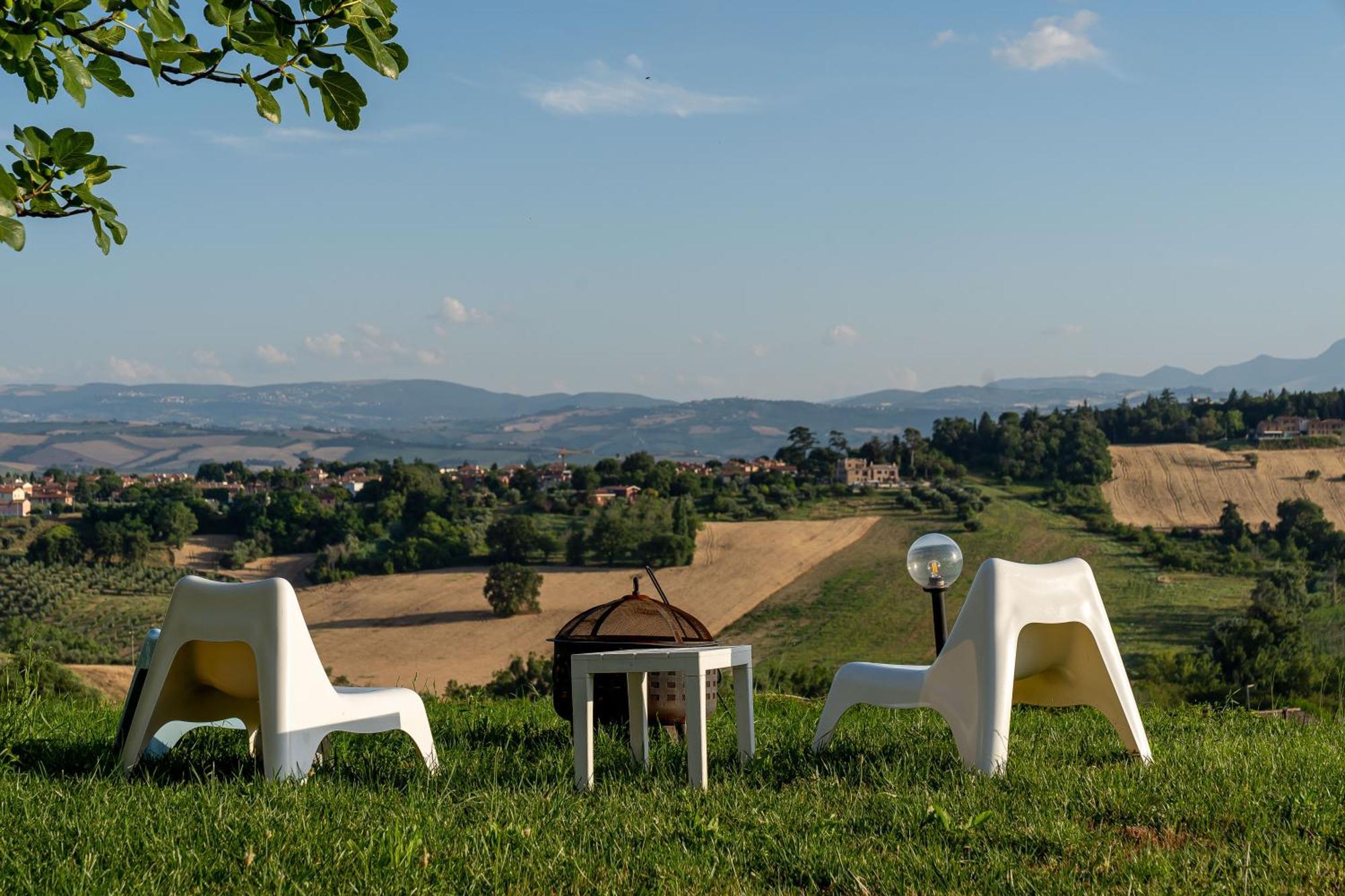 B&B La Figuretta Iesi Exterior photo